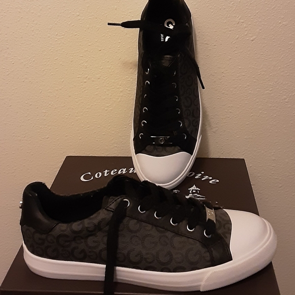 Guess Shoes Size 8 Canvas Monogram Sneakers NWOT - Picture 4 of 16